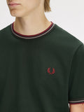 Fred Perry T-shirt Twin Tipped Uomo M1588V Grsrts/stkbl/oxb - Verde