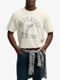 Superdry T-shirt Ath Ess Uomo M1012364 Desert Bone Off White - Bianco